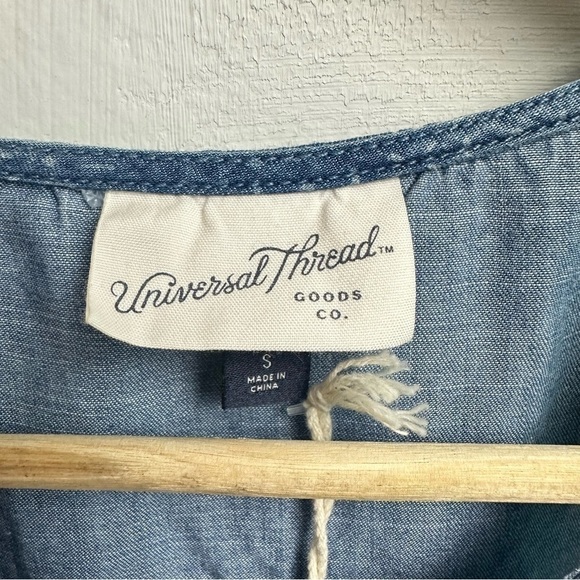 Universal Thread Size Small Drawstring Chambray Patterned Tank Top - Picture 5 of 7